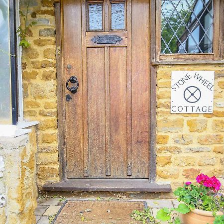 Stone Wheel Cottage Hook Norton Exterior photo